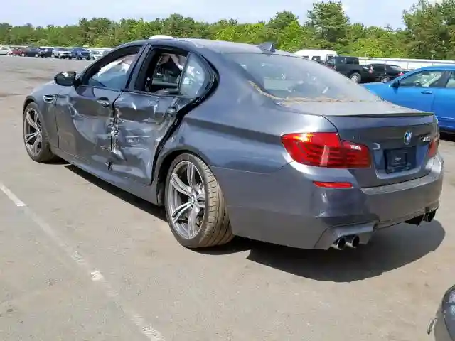 WBSFV9C58FD595116 2015 BMW M5-2