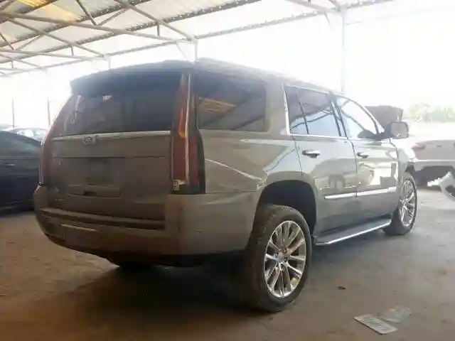 1GYS3BKJ8HR155320 2017 CADILLAC ESCALADE LUXURY-3