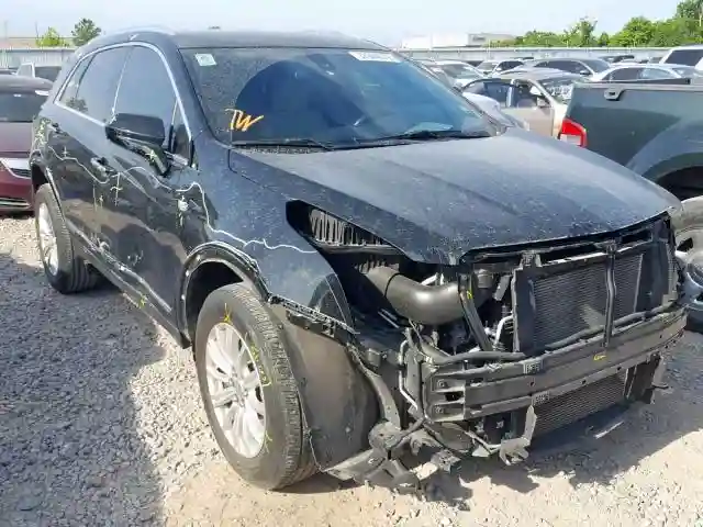 1GYKNARS6HZ236321 2017 CADILLAC XT5-0