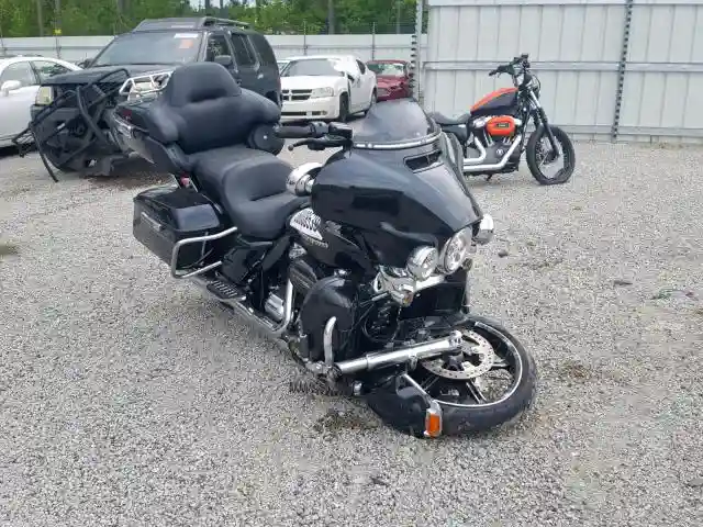 1HD1KED15JB604890 2018 HARLEY-DAVIDSON FLHTK ULTRA LIMITED-0