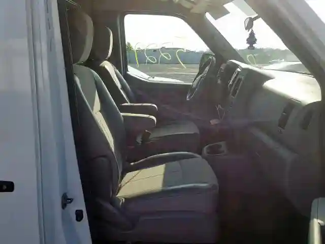 1N6BF0KM7JN811027 2018 NISSAN NV 1500 S-4
