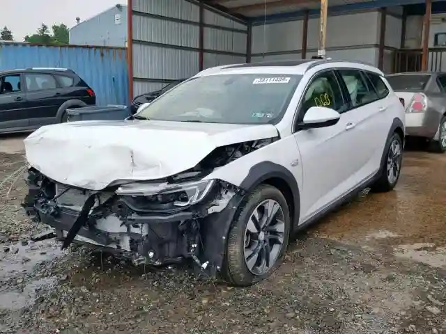 W04GV8SX8J1071591 2018 BUICK REGAL TOURX ESSENCE-1