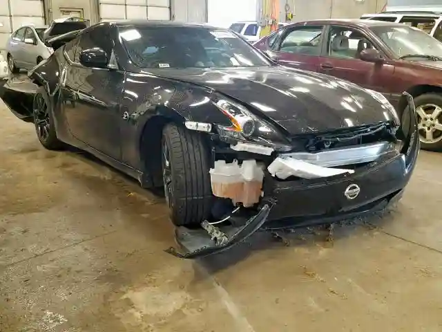 JN1AZ4EH5JM572713 2018 NISSAN 370Z BASE-0