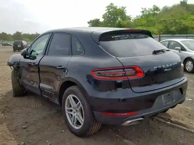 WP1AA2A59JLB14746 2018 PORSCHE MACAN-2