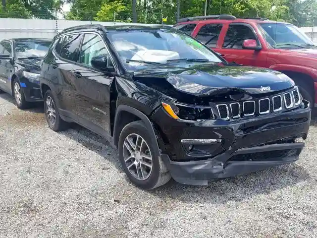 3C4NJCBB2JT495082 2018 JEEP COMPASS LATITUDE-0