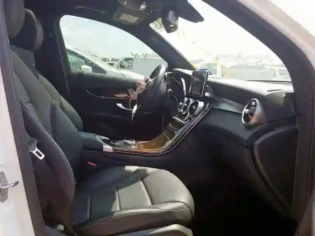 WDC0G4JB7JV058821 2018 MERCEDES-BENZ GLC 300-4