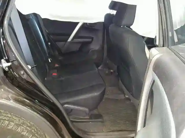 2T3BFREV0HW559085 2017 TOYOTA RAV4 LE-5