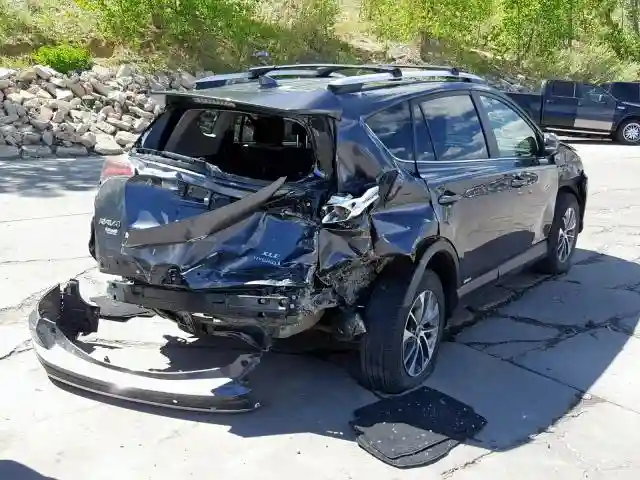 JTMRJREV7GD050264 2016 TOYOTA RAV4 HV XLE-3