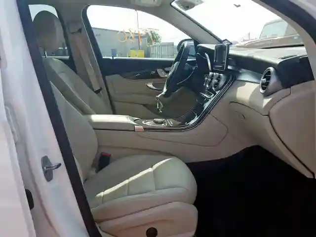 WDC0G4JB3JV096563 2018 MERCEDES-BENZ GLC 300-4