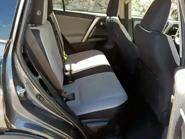JTMRJREV7GD050264 2016 TOYOTA RAV4 HV XLE-5