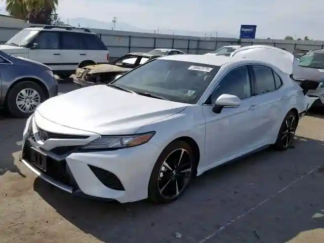 4T1B61HK9KU716535 2019 TOYOTA CAMRY XSE-1