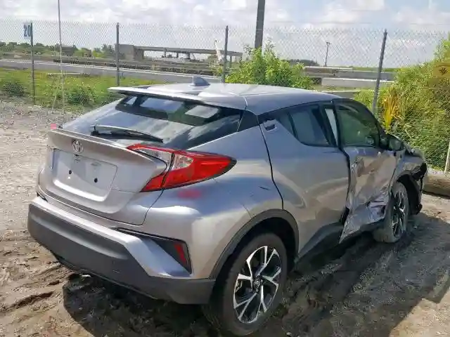 NMTKHMBX5KR079909 2019 TOYOTA C-HR XLE-3