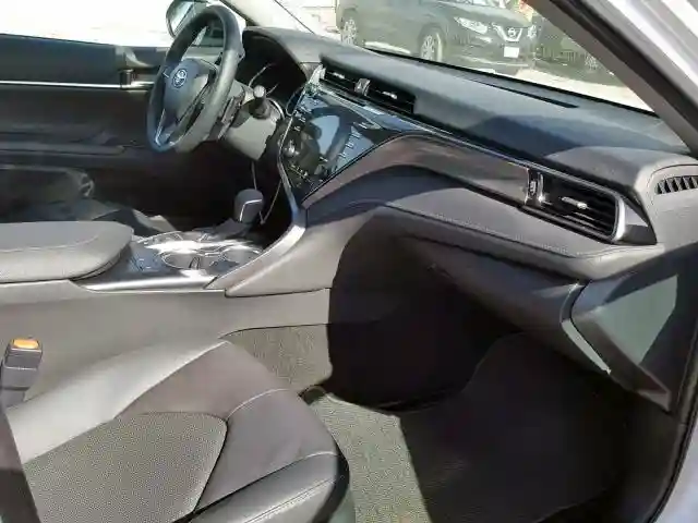 4T1B61HK9KU716535 2019 TOYOTA CAMRY XSE-4