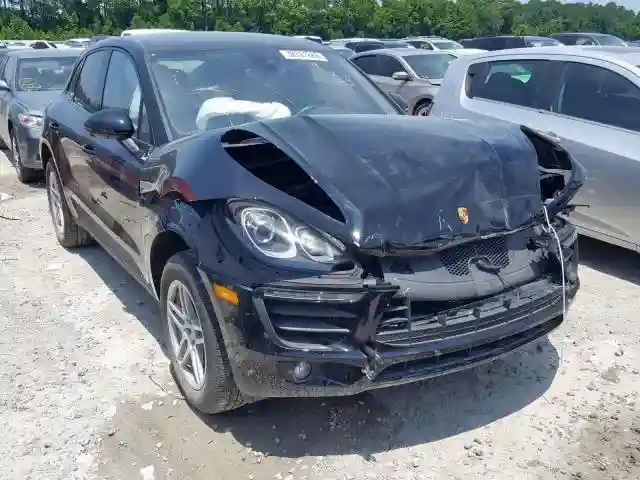 WP1AA2A50JLB11962 2018 PORSCHE MACAN-0