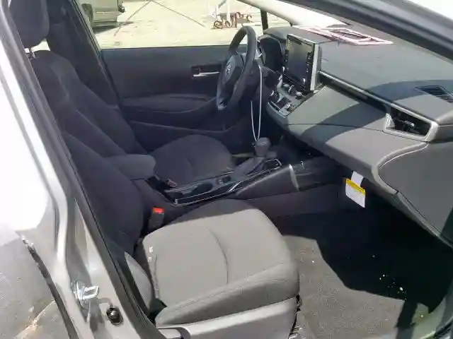 JTDEBRBE2LJ004787 2020 TOYOTA COROLLA LE-4