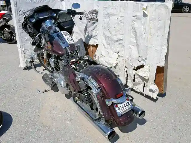 1HD1KHC15JB666664 2018 HARLEY-DAVIDSON FLTRX ROAD GLIDE-2