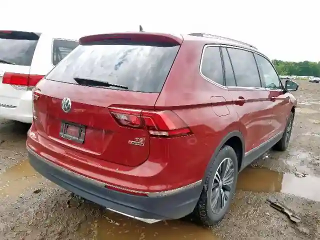 3VV2B7AX1JM038795 2018 VOLKSWAGEN TIGUAN SE-3