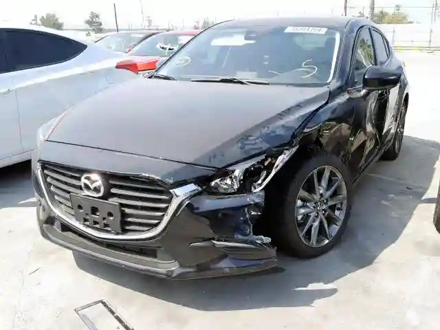 3MZBN1L35JM259455 2018 MAZDA 3 TOURING-1
