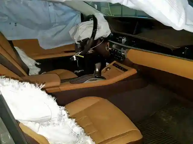 58ABK1GG6JU097103 2018 LEXUS ES 350-4