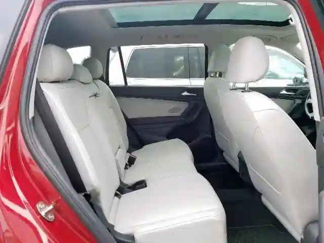 3VV2B7AX1JM038795 2018 VOLKSWAGEN TIGUAN SE-5
