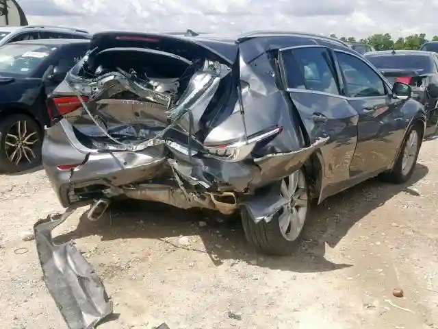 SJKCH5CP0HA022420 2017 INFINITI QX30 BASE-3