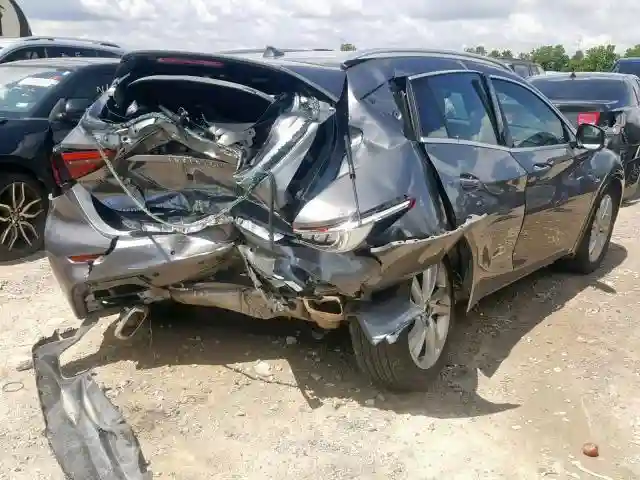 SJKCH5CP0HA022420 2017 INFINITI QX30 BASE-1