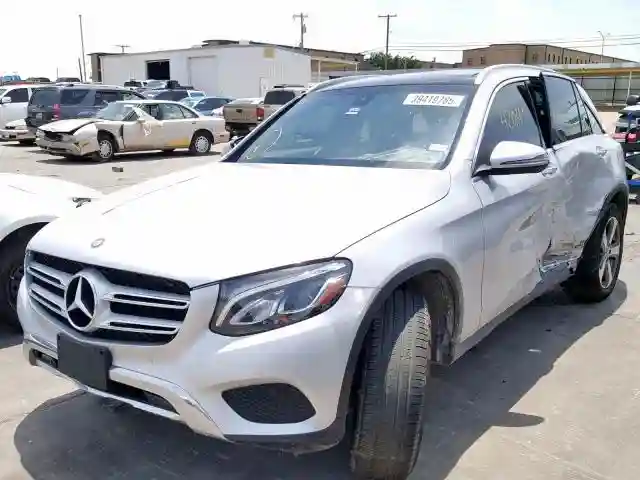 WDC0G4JB8HV004177 2017 MERCEDES-BENZ GLC 300-1