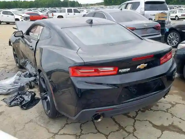 1G1FD1RSXJ0188920 2018 CHEVROLET CAMARO LT-2