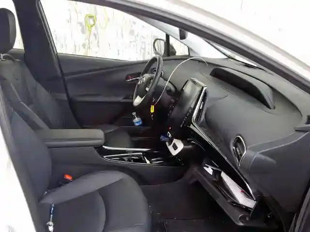 JTDKARFP6H3059644 2017 TOYOTA PRIUS PRIME-4