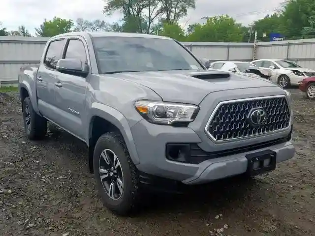 3TMCZ5AN1JM180484 2018 TOYOTA TACOMA DOUBLE CAB-0