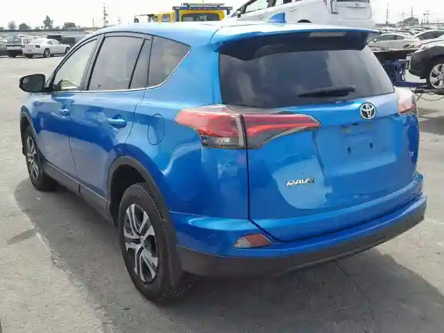 JTMZFREV5JJ743604 2018 TOYOTA RAV4 LE-2