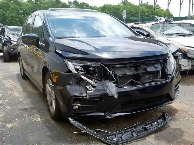 5FNRL6H7XJB080476 2018 HONDA ODYSSEY EXL-0