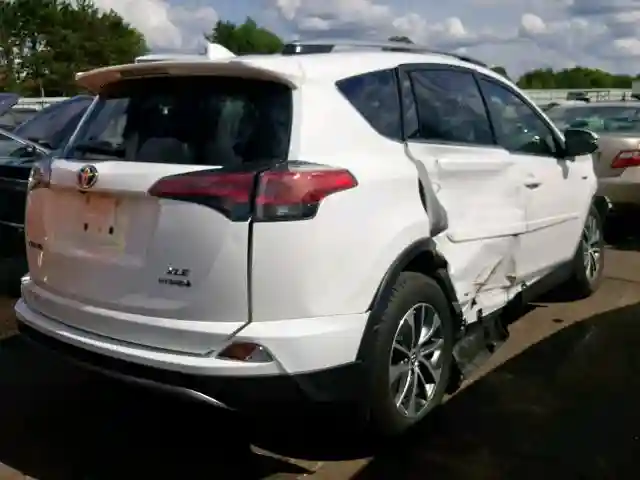 JTMRJREV6JD196890 2018 TOYOTA RAV4 HV LE-3