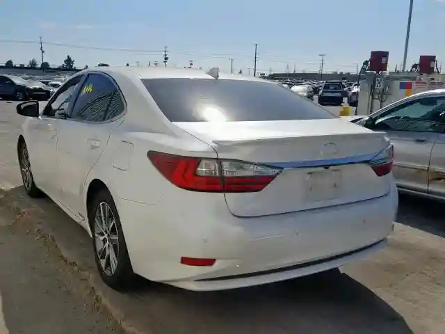 JTHBW1GG2H2147029 2017 LEXUS ES 300H-2