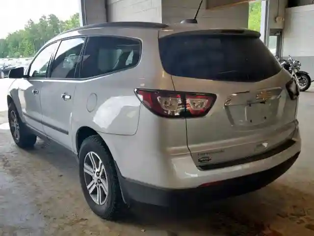 1GNKRFKD3HJ342671 2017 CHEVROLET TRAVERSE LS-2