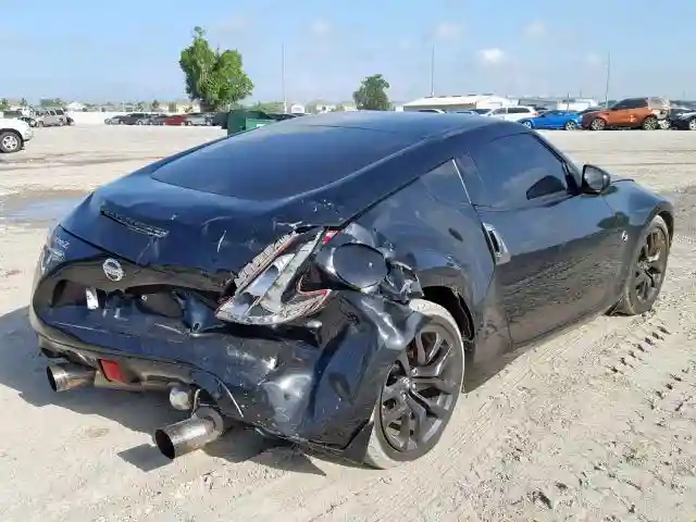 JN1AZ4EH2JM572684 2018 NISSAN 370Z BASE-3