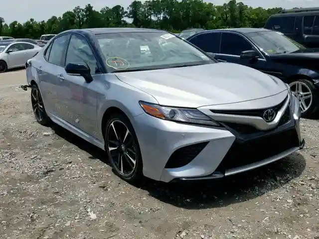 4T1B61HK4JU133286 2018 TOYOTA CAMRY XSE-0