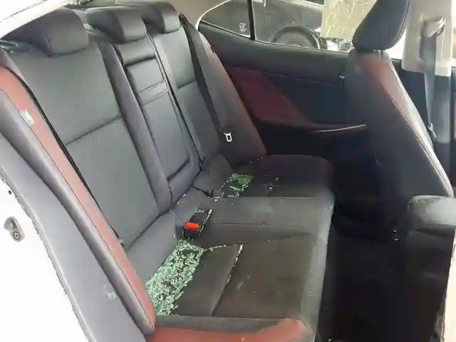 JTHBA1D29J5073880 2018 LEXUS IS 300-5