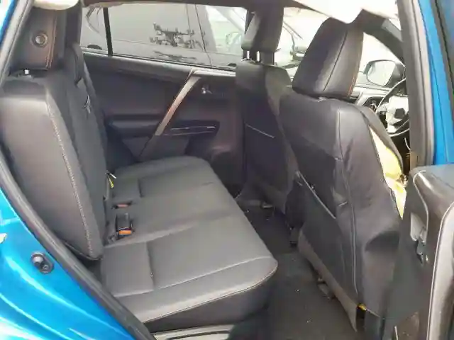 JTMJJREV3HD144172 2017 TOYOTA RAV4 HV SE-5