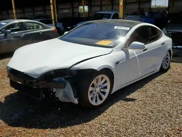 5YJSA1E11GF159635 2016 TESLA MODEL S-1