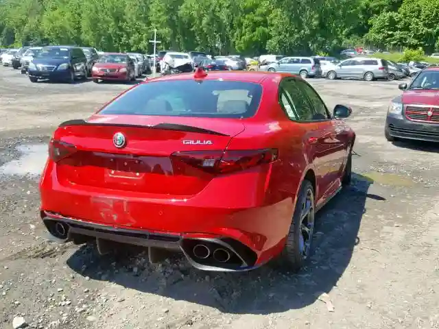 ZARFAEAV6H7551038 2017 ALFA ROMEO GIULIA QUADRIFOGLIO-3