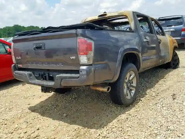 3TMGZ5AN6KM235823 2019 TOYOTA TACOMA DOUBLE CAB-3