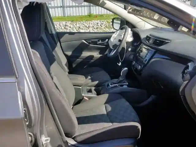 JN1BJ1CP3JW188003 2018 NISSAN ROGUE SPORT S-4