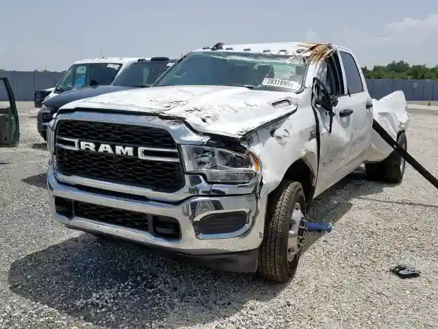 3C63RRGL6KG552860 2019 RAM 3500 TRADESMAN-1