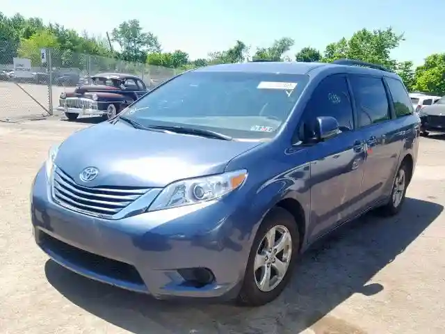 5TDKZ3DC9HS785325 2017 TOYOTA SIENNA LE-1
