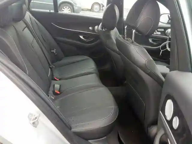 WDDZF4KB8HA105974 2017 MERCEDES-BENZ E 300 4MATIC-5