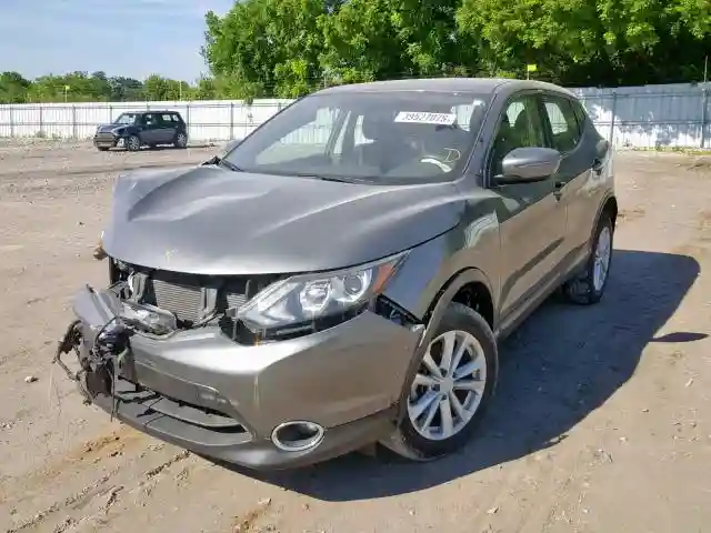 JN1BJ1CP3JW188003 2018 NISSAN ROGUE SPORT S-1