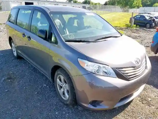 5TDZZ3DCXHS874819 2017 TOYOTA SIENNA-0
