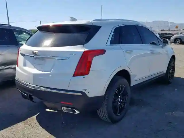 1GYKNBRS0HZ245098 2017 CADILLAC XT5 LUXURY-3