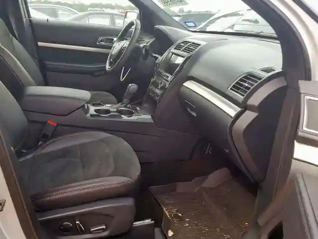 1FM5K7D85JGA97452 2018 FORD EXPLORER XLT-4